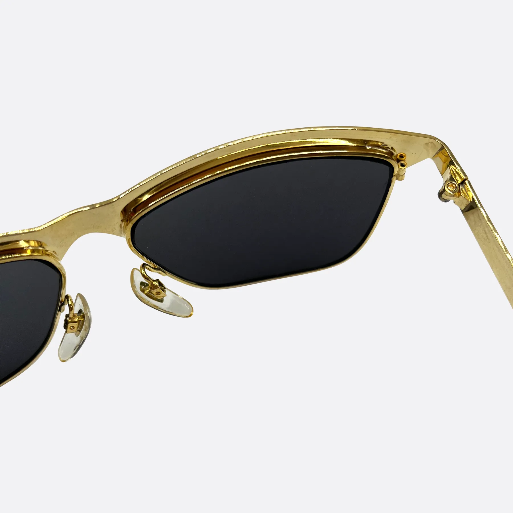 BREEZY Elegant 80s Sunglasses