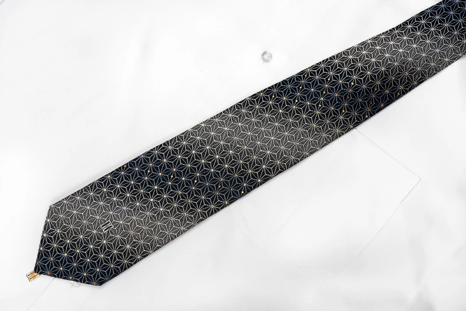 Daks Men's Crystal Silk Tie Silver Trellis On Black With Silver Sparkles