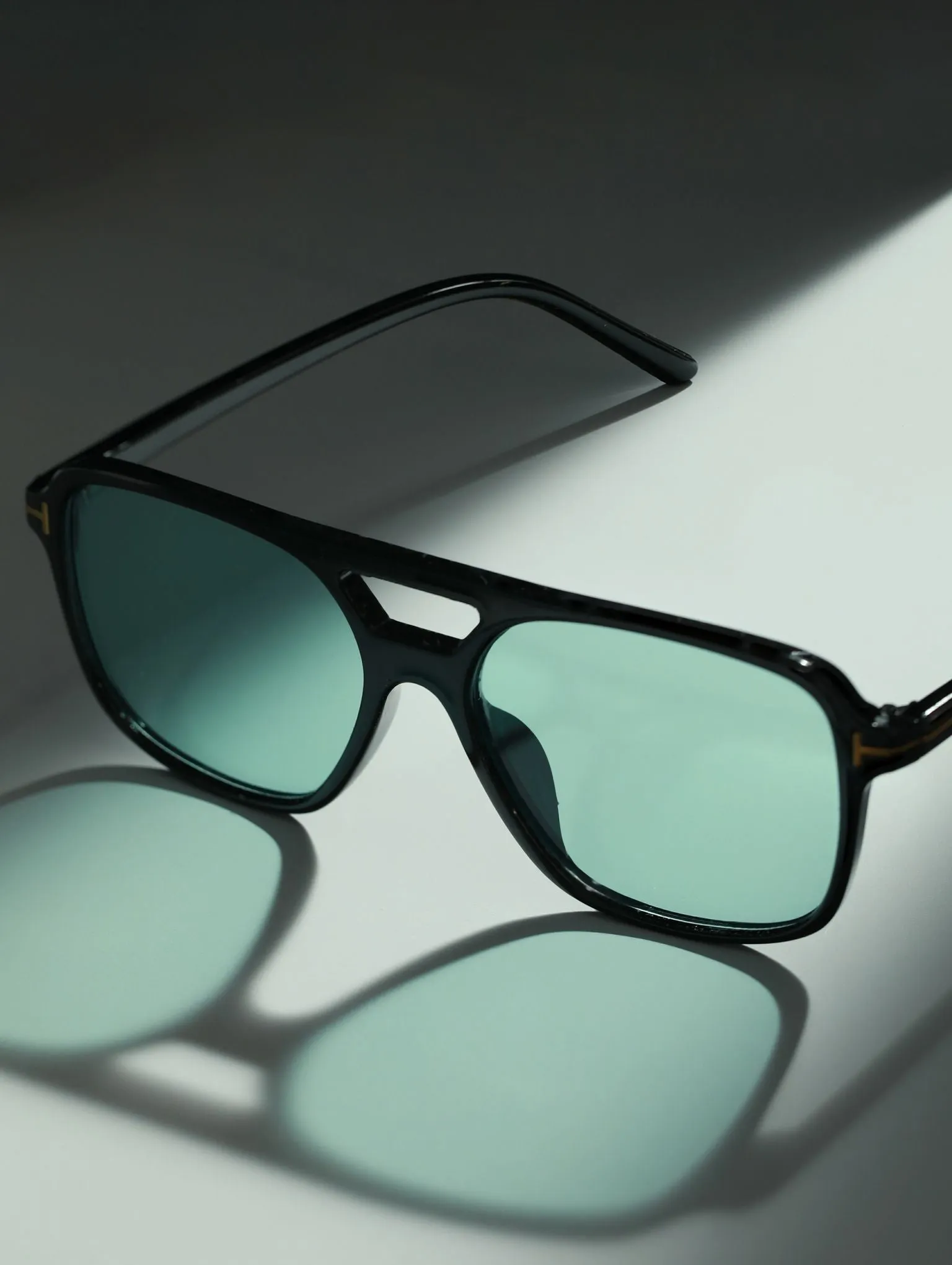 Retro Themed,Vintage Pilot Abstract Unisex Green Sunglasses Uv400 Protected Medium Size