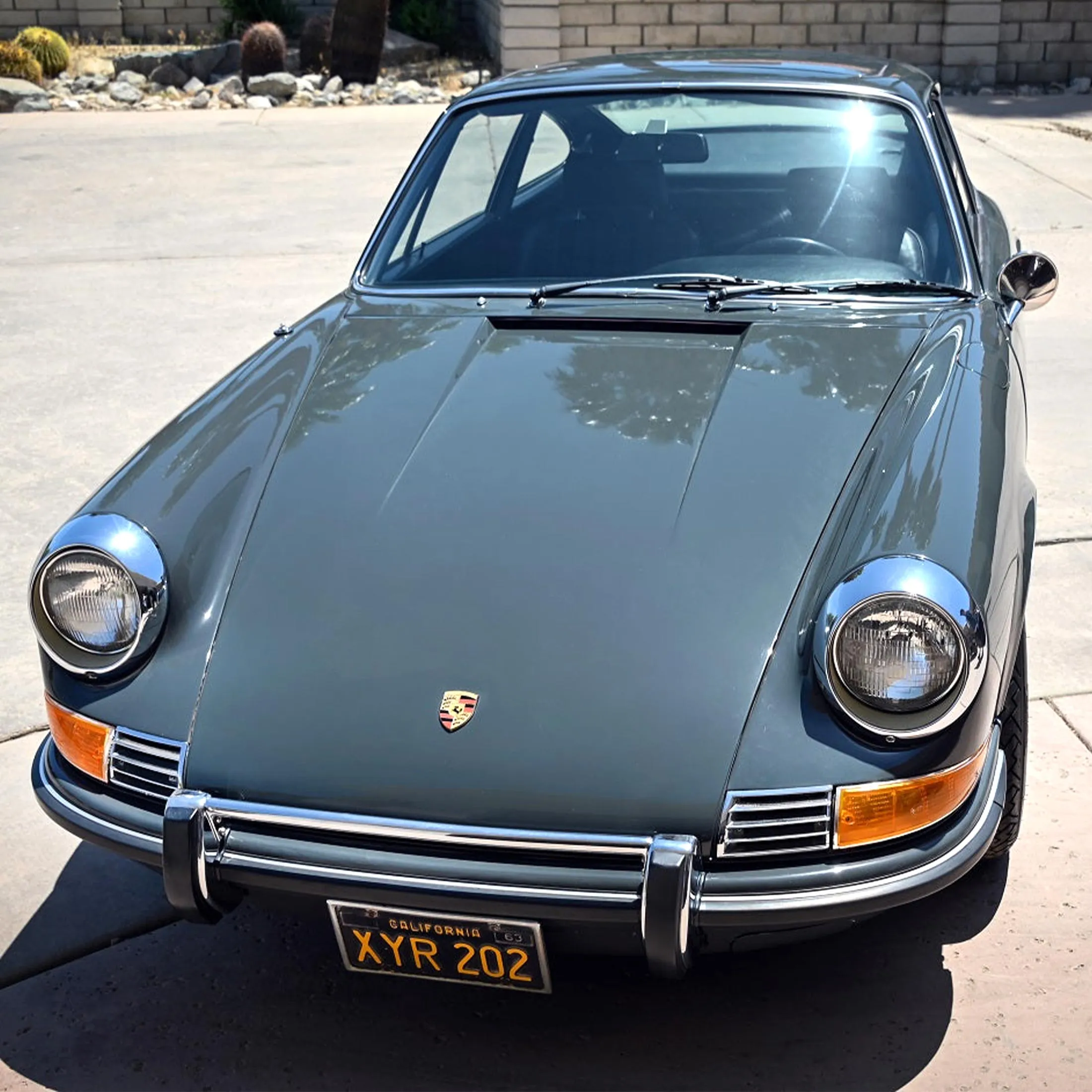 Steve McQueen® The Car 20 in Gold - Light Green